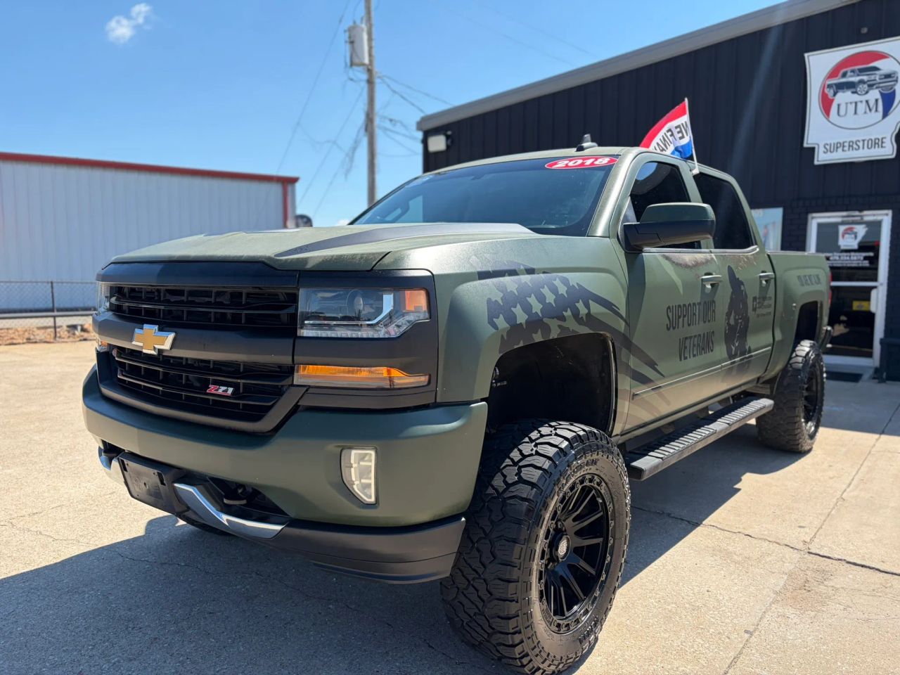 chevrolet silverado 1500 2018 3GCUKREC3JG469714 image chevrolet silverado 1500 2018 3GCUKREC3JG469714 image